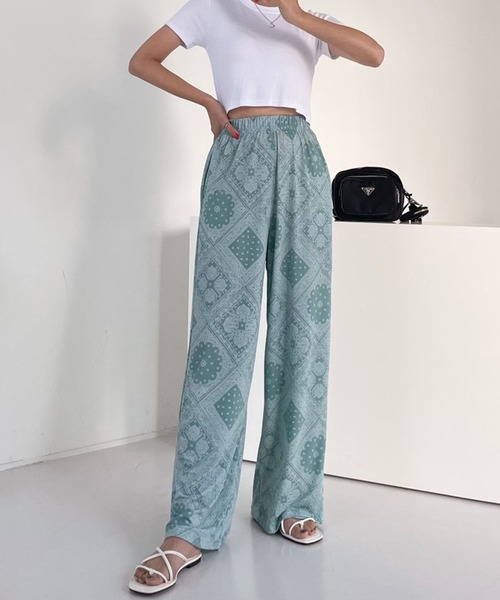 me+em select（ミームセレクト）の「ペイズリーワイドストレートイージーパンツ（その他パンツ・レディース・ブラック/アイボリー/ミント・FREE）」の12枚目の写真