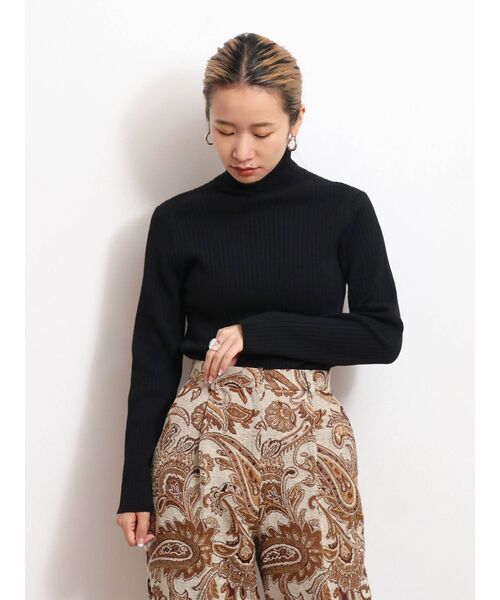 Ungrid（アングリッド）の「ウォッシャブルタートルニット（ニット/セーター・レディース・アイボリー/ヘザーグレー/ブラック/レッド/グリーン系その他/ブルー・FREE）」の20枚目の写真