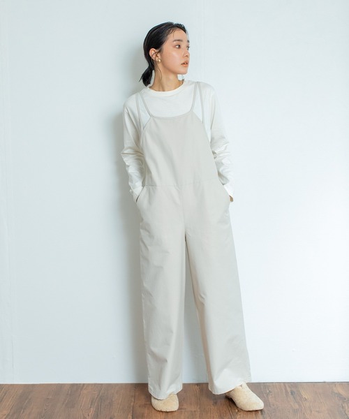 Liyoca(リヨカ)の「【Liyoca】綿ナイロンサロペット -ウォッシャブル-(サロペット/オーバーオール・レディース・ブラック/ライトベージュ・FREE)」の1枚目の写真