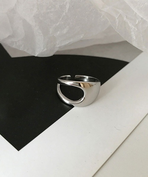 LA VORAGINE（ラ ヴォラジネ）の「調節可能　リング2点セット（リング・レディース・シルバー・FREE）」の6枚目の写真