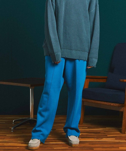 MAISON SPECIAL（メゾンスペシャル）の「《ユニセックスアイテム》ニットストレートピンタックパンツ 【MAISON SPECIAL/メゾンスペシャル】（その他パンツ・メンズ・チャコールグレー/ブラック/パープル/イエロー/ブルー/グリーン/アイボリー・1/2/0）」の19枚目の写真