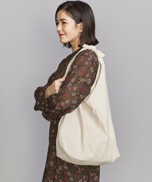 BEAUTY&YOUTH UNITED ARROWS（ビューティーアンドユースユナイテッドアローズ）の「BY コンビソフト タイ ショルダーバッグ（ショルダーバッグ・レディース・ナチュラル/ブラック・FREE）」の2枚目の写真