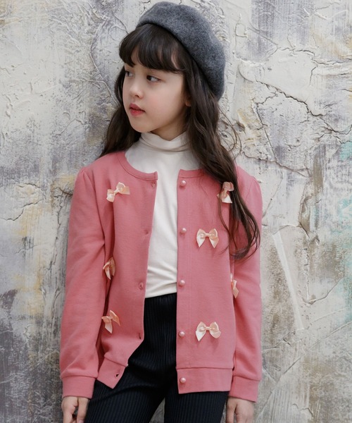 Bee des Bee（ビーデスビー）の「フロントリボンカーディガン（カーディガン/ボレロ・キッズ・ブラック/ブルーグレー/ブラウン/グレイッシュベージュ/ミント/ラベンダー/コーラルピンク/アイボリー/チャコール/グリーン系/ベージュ系/ピンク系/パープル系・100cm/110cm/120cm/130cm/140cm/150cm）」の12枚目の写真