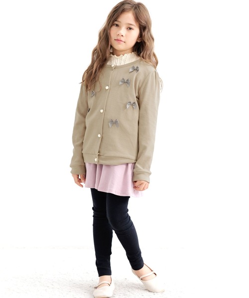 Bee des Bee（ビーデスビー）の「フロントリボンカーディガン（カーディガン/ボレロ・キッズ・ブラック/ブルーグレー/ブラウン/グレイッシュベージュ/ミント/ラベンダー/コーラルピンク/アイボリー/チャコール/グリーン系/ベージュ系/ピンク系/パープル系・100cm/110cm/120cm/130cm/140cm/150cm）」の22枚目の写真