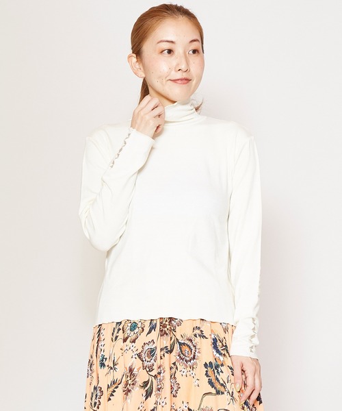 チャイハネ（チャイハネ）の「【チャイハネ】yul ハイネック刺繍トップス（Tシャツ/カットソー・レディース・ホワイト/ブラウン・FREE）」の2枚目の写真