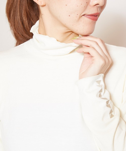 チャイハネ（チャイハネ）の「【チャイハネ】yul ハイネック刺繍トップス（Tシャツ/カットソー・レディース・ホワイト/ブラウン・FREE）」の11枚目の写真