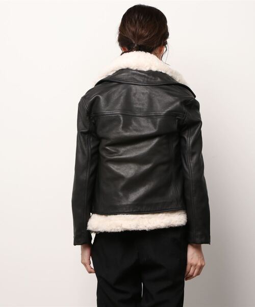 ALLSAINTS（オールセインツ）の「SYLVAN SHEARLING BIK | SYLVAN シアリング バイカー（ライダースジャケット・レディース・ブラック×ホワイト・10/8/4/6）」の9枚目の写真