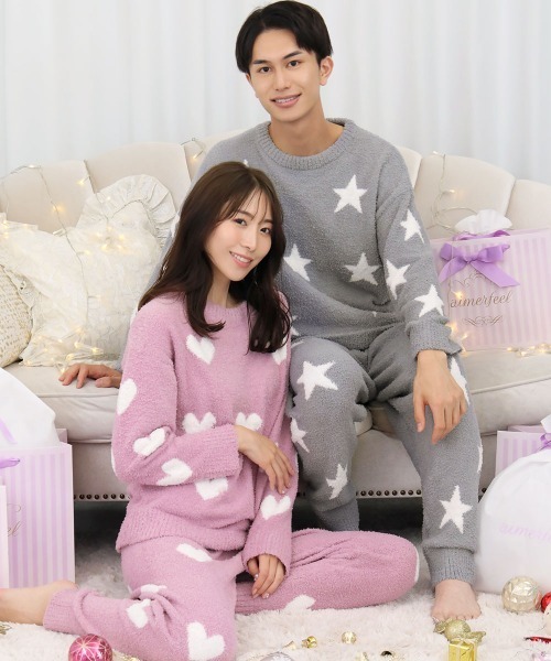 aimerfeel(エメフィール)の「×【アウトレット】モチーフ モールニット 上下セット (男女兼用サイズ)(ルームウェア/パジャマ・レディース・ボルドー/オフホワイト/チャコールグレー/ピンク/ネイビー・LARGE/MEDIUM)」の3枚目の写真