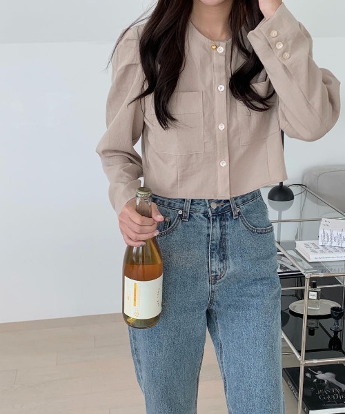 mood for a day(ムードフォーアデイ)の「gloomy short blouse / クロップドパフブラウス(シャツ/ブラウス・レディース・クリーム/ベージュ/ブルー・FREE)」の13枚目の写真