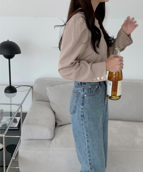 mood for a day(ムードフォーアデイ)の「gloomy short blouse / クロップドパフブラウス(シャツ/ブラウス・レディース・クリーム/ベージュ/ブルー・FREE)」の14枚目の写真