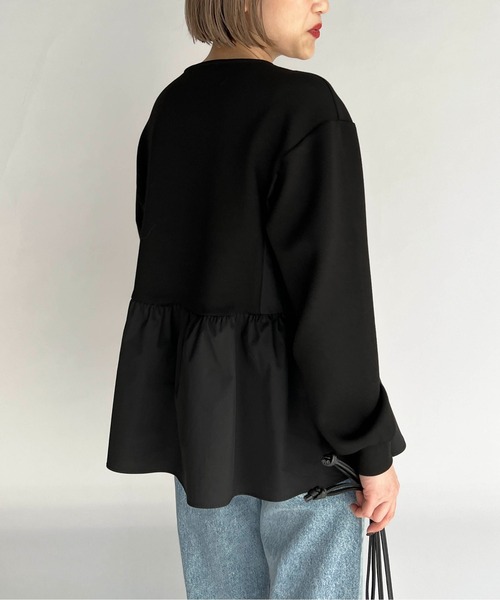 PICCIN（ピッチン）の「ボンディングペプラムカットソー（Tシャツ/カットソー・レディース・ブラック/オフホワイト・M）」の6枚目の写真