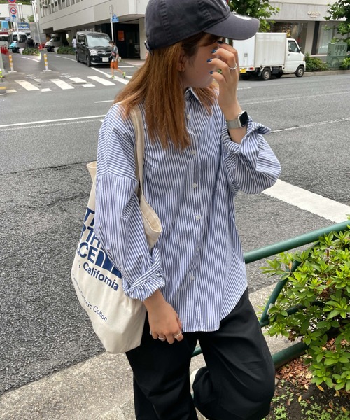 WEGO(ウィゴー)の「WEGO/ボリュームスリーブBIGシャツ(シャツ/ブラウス・レディース・その他1/グリーン系その他4/ブルー系その他4/ホワイト・FREE)」の6枚目の写真