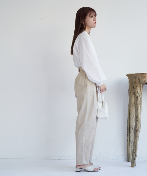 VANNIE U（ヴァニーユー）の「タックコクーンパンツ（その他パンツ・レディース・ベージュ/ブルー/ライトパープル・FREE/S）」の21枚目の写真