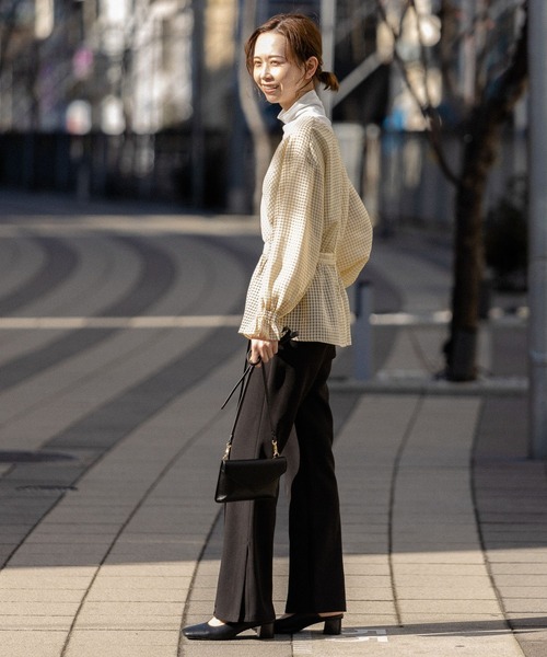 mysty woman(ミスティウーマン)の「チェックカシュクール2WAYブラウス 273527(シャツ/ブラウス・レディース・ブラック/ベージュ/イエロー・FREE)」の20枚目の写真