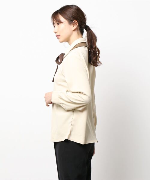 VIBGYOR Women（ヴィブジョー　ウィメン）の「【KOREA SELECT】リボンタイ付き バイカラー シャツ（シャツ/ブラウス・レディース・ホワイト/ブラック/ベージュ・FREE）」の17枚目の写真