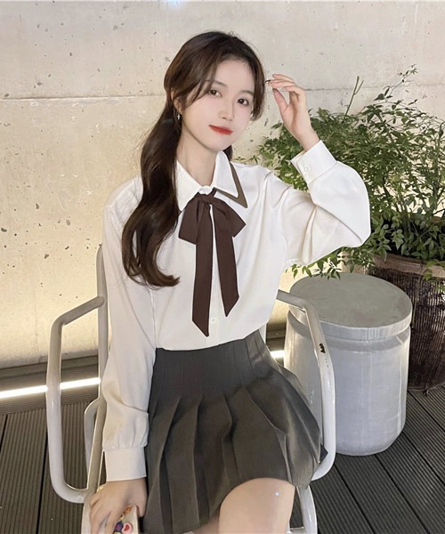 VIBGYOR Women（ヴィブジョー　ウィメン）の「【KOREA SELECT】リボンタイ付き バイカラー シャツ（シャツ/ブラウス・レディース・ホワイト/ブラック/ベージュ・FREE）」の14枚目の写真