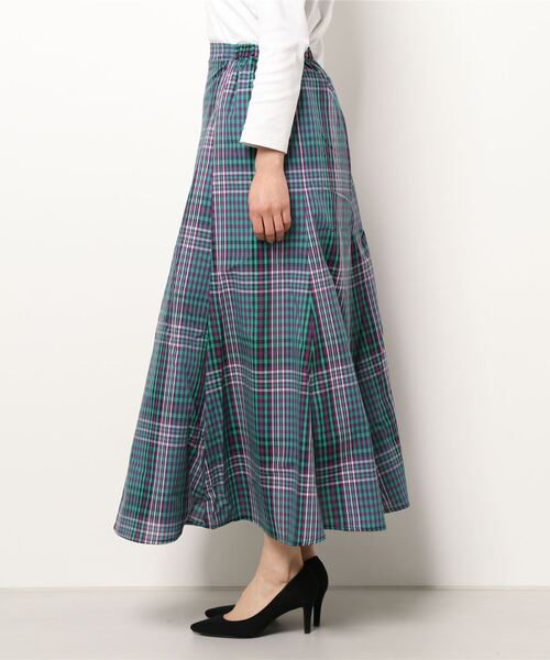 INCEDE（インシード）の「マドラスチェックフレアスカート（スカート・レディース・ネイビー/オレンジ/グリーン・LL/3L/4L/M/L）」の4枚目の写真