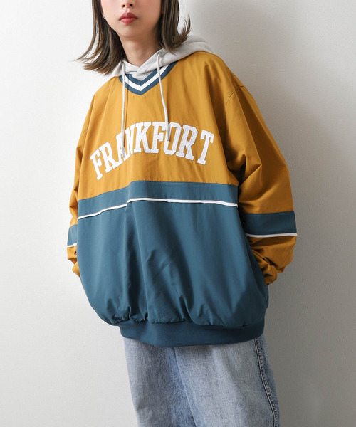 ZIP FIVE（ジップファイブ）の「【loot box】 切替カレッジロゴ　ナイロンプルオーバー（その他トップス・レディース・ブルーグリーン/ネイビー系/ネイビー系1/イエロー系・MEDIUM/LARGE）」の4枚目の写真