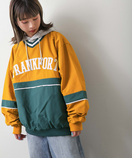 ZIP FIVE（ジップファイブ）の「【loot box】 切替カレッジロゴ　ナイロンプルオーバー（その他トップス・レディース・ブルーグリーン/ネイビー系/ネイビー系1/イエロー系・MEDIUM/LARGE）」の19枚目の写真