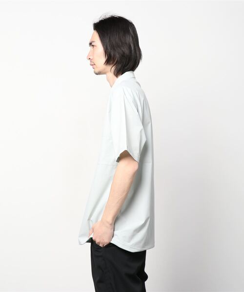TIGORA（ティゴラ）の「ティゴラ TIGORA 布帛ハーフZIPシャツ（シャツ/ブラウス・メンズ・ブラック/ライトグレー・M/S/LL/L）」の4枚目の写真