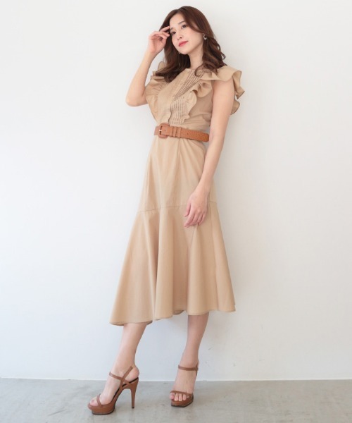 AMBIENT（アンビエント）の「ステッチソールヒールサンダル（サンダル・レディース・ブラウン/ブラック・S/M/L）」の9枚目の写真