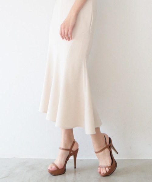 AMBIENT（アンビエント）の「ステッチソールヒールサンダル（サンダル・レディース・ブラウン/ブラック・S/M/L）」の13枚目の写真