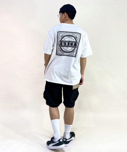 Hurley (ハーレー)の「【ムラサキスポーツ別注】Hurley/ハーレー ルーズシルエット バンダナ柄 バックプリントTシャツ MSS2200048(Tシャツ/カットソー・メンズ・ブラック/グレー/ホワイト・L/M/S)」の18枚目の写真
