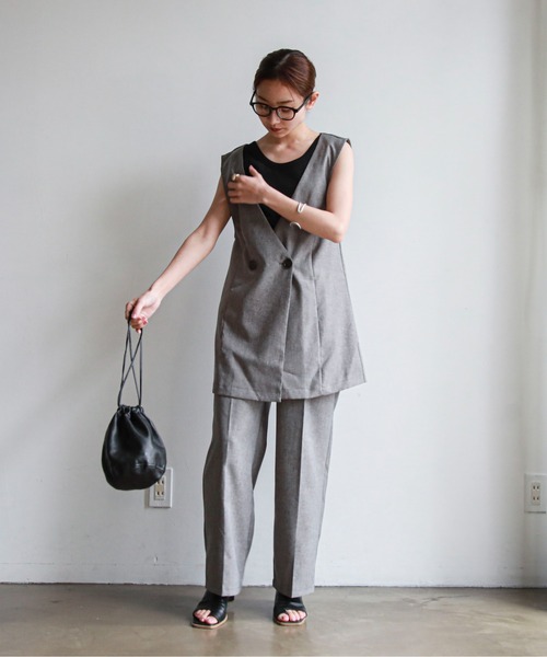 feepur（フェピュール）の「Vネックジレ&ワイドベルトパンツ/セットアップ（セットアップ・レディース・アイボリー/ブラック/グレー・MEDIUM/SMALL）」の7枚目の写真