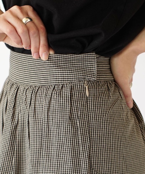 MIMIMEMETE(ミミメメット)の「クレイジーギンガム ティアードスカート(スカート・レディース・ベージュ×ブラック・M)」の5枚目の写真