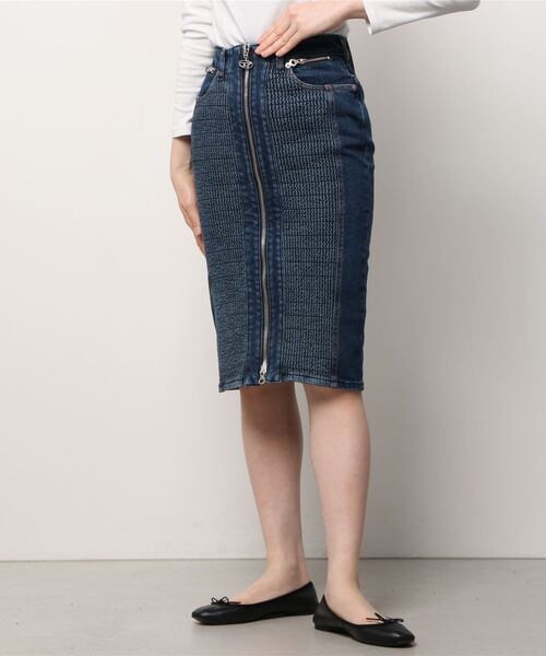 DIESEL（ディーゼル）の「レディース デニムスカート タイトフィット ジップアップ スモッキングステッチ（デニムスカート・レディース・インディゴブルー・27inch/25inch/29inch/23inch）」の3枚目の写真