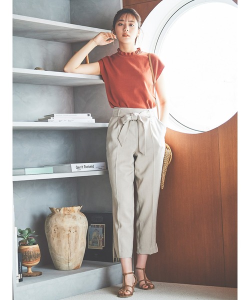 Te chichi（テチチ）の「【貴島明日香コラボ】スタンドフリルネックニット（ニット/セーター・レディース・ブラック/ベージュ/オレンジ・ﾌﾘ-）」の9枚目の写真