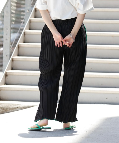 CIAOPANIC TYPY(チャオパニックティピー)の「カットプリーツ配色メローパンツ(その他パンツ・レディース・ブラック系その他/グリーン/アイボリー/ブラック/ピンク・ONE SIZE)」の7枚目の写真