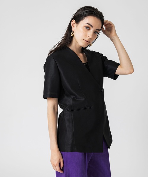 UNITED TOKYO（ユナイテッドトウキョウ）の「ハーフスリーブサマーノーカラージャケット（ノーカラージャケット・レディース・ブラック/ホワイト・FREE）」の10枚目の写真