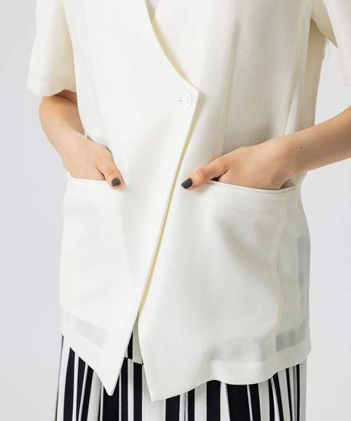 UNITED TOKYO（ユナイテッドトウキョウ）の「ハーフスリーブサマーノーカラージャケット（ノーカラージャケット・レディース・ブラック/ホワイト・FREE）」の7枚目の写真
