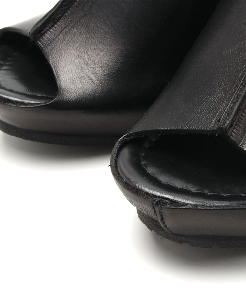 ROSE BUD（ローズバッド）の「586-3347 LTHR LENTER  SEAM OPEN TOE SANDAL（サンダル・レディース・ブラック/ライトブラウン・38/35/36/39/37）」の11枚目の写真