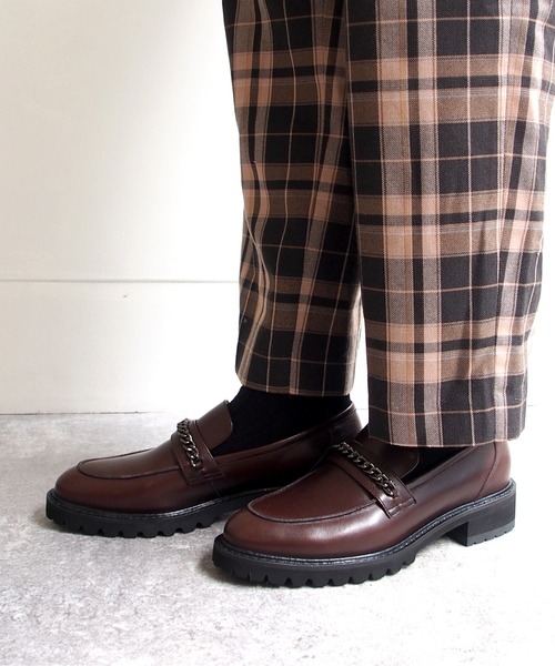 cava cava（サヴァサヴァ）の「チェーンローファー　-7420097（ローファー・レディース・ブラック/ダークブラウン/アイボリー・22.5cm/23.5cm/24.5cm/23.0cm/24.0cm）」の18枚目の写真