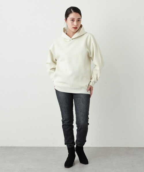 OUVRAGE CLASSE（ウヴラージュクラス）の「ニットパーカー（パーカー・レディース・ブラック/アイボリー/モカ・FREE）」の7枚目の写真