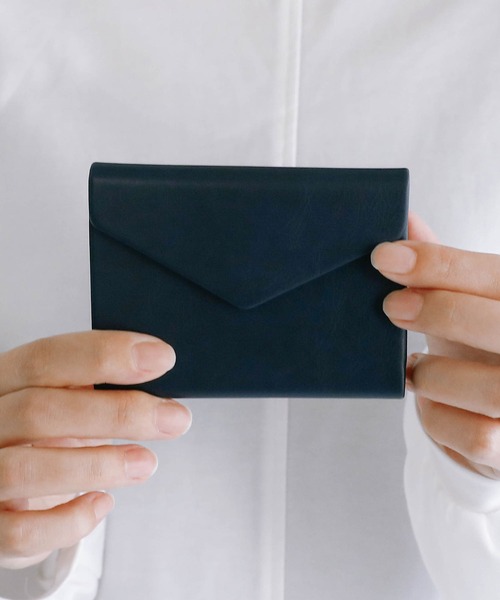 HIGHTIDE（ハイタイド）の「ダブルフラップカードホルダー 名刺入れ ビジネス カードケース マグネット式 三つ折り（名刺入れ・レディース・ゴールド/ネイビー/ベージュ/レッド/ブラウン/ライトピンク/ブラック/グレー/シルバー/ブルーグレー/ホワイト・FREE）」の19枚目の写真