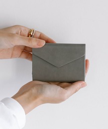 HIGHTIDE（ハイタイド）の「ダブルフラップカードホルダー 名刺入れ ビジネス カードケース マグネット式 三つ折り（名刺入れ）」