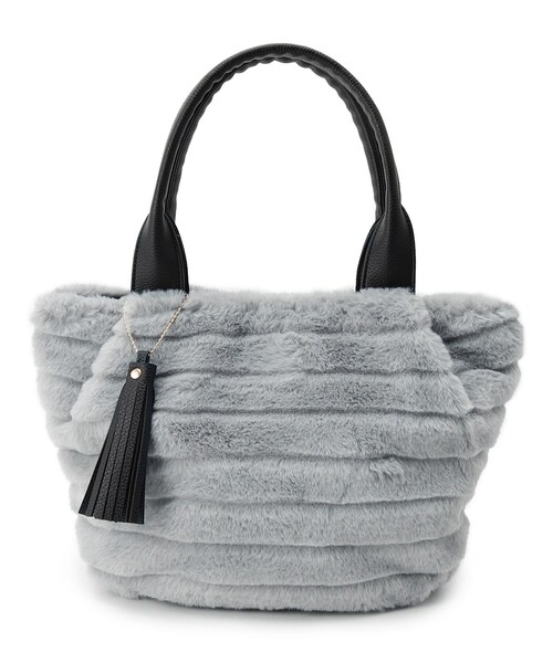 SHOO・LA・RUE（シューラルー）の「◆タッセル付きタックファートートバッグ（トートバッグ・レディース・グリーン系その他3/グレー系1/グレー系2/ベージュ系1/アイボリー系2/ピンク系7・00）」の3枚目の写真