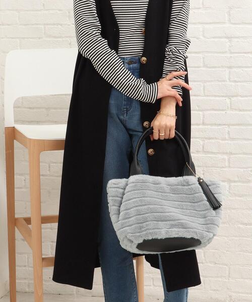 SHOO・LA・RUE（シューラルー）の「◆タッセル付きタックファートートバッグ（トートバッグ・レディース・グリーン系その他3/グレー系1/グレー系2/ベージュ系1/アイボリー系2/ピンク系7・00）」の12枚目の写真