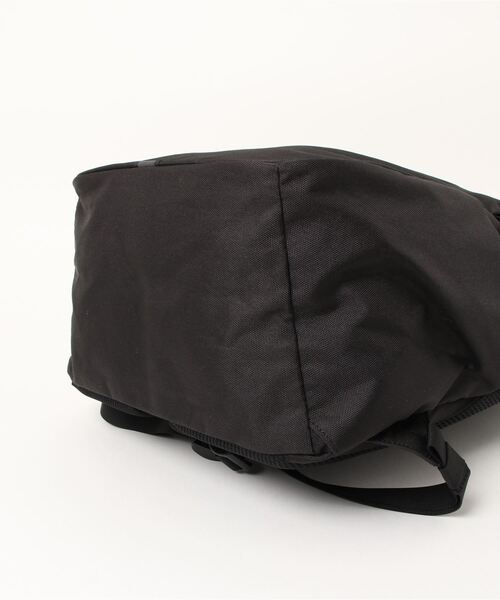THE NORTH FACE(ザノースフェイス)の「【THE NORTH FACE/ザ ノースフェイス】 Boulder Daypack(バックパック/リュック・メンズ・ブラック/グリーン/グレー/ウッド・FREE)」の7枚目の写真