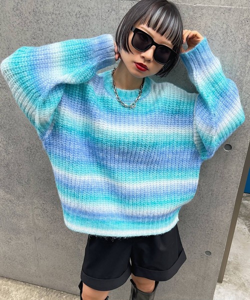 PAGEBOY(ページボーイ)の「グラデーションクルーニット(ニット/セーター・レディース・ブラック系その他/グリーン系その他/ブルー系その他・FREE)」の14枚目の写真