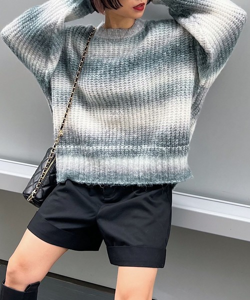 PAGEBOY(ページボーイ)の「グラデーションクルーニット(ニット/セーター・レディース・ブラック系その他/グリーン系その他/ブルー系その他・FREE)」の15枚目の写真