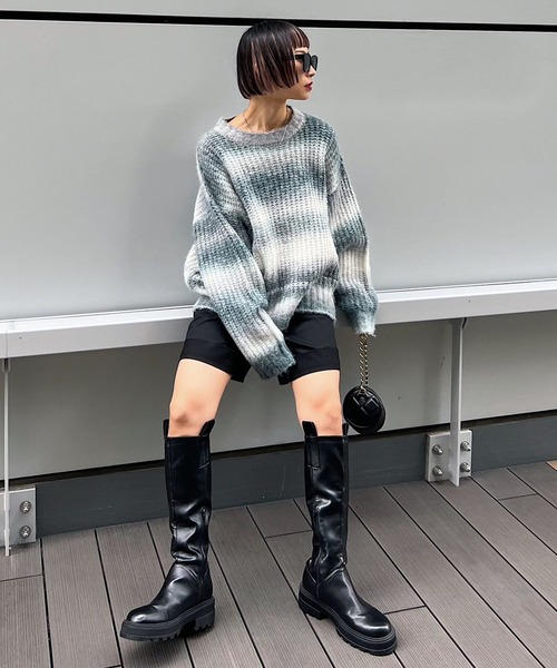 PAGEBOY(ページボーイ)の「グラデーションクルーニット(ニット/セーター・レディース・ブラック系その他/グリーン系その他/ブルー系その他・FREE)」の19枚目の写真
