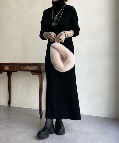 DouDou(ドゥドゥ)の「【WEB限定】袖配色タートルニットワンピース(ワンピース・レディース・ブラック/チャコールグレー/ベージュ・FREE)」の5枚目の写真