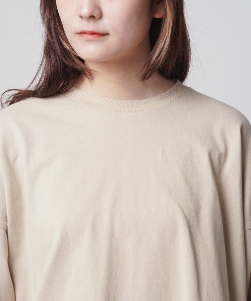 LUPILIEN(ルピリアン)の「ピーチ起毛袖ボリュームプルオーバー(Tシャツ/カットソー・レディース・ベージュ/パープル/オフホワイト・FREE)」の6枚目の写真