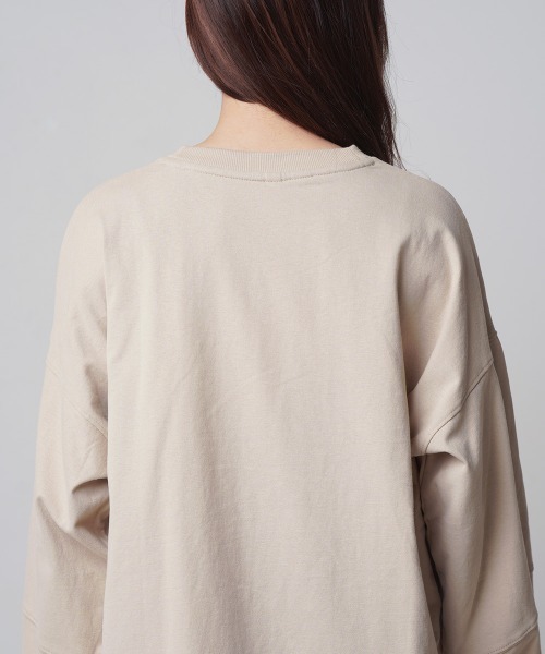 LUPILIEN(ルピリアン)の「ピーチ起毛袖ボリュームプルオーバー(Tシャツ/カットソー・レディース・ベージュ/パープル/オフホワイト・FREE)」の20枚目の写真