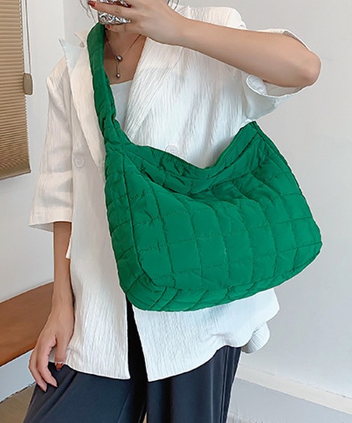 styiro(スタイロ)の「ナイロン キルティング ワンショルダーバッグ(ショルダーバッグ・レディース・グリーン/アイボリー/ブラック・FREE)」の10枚目の写真