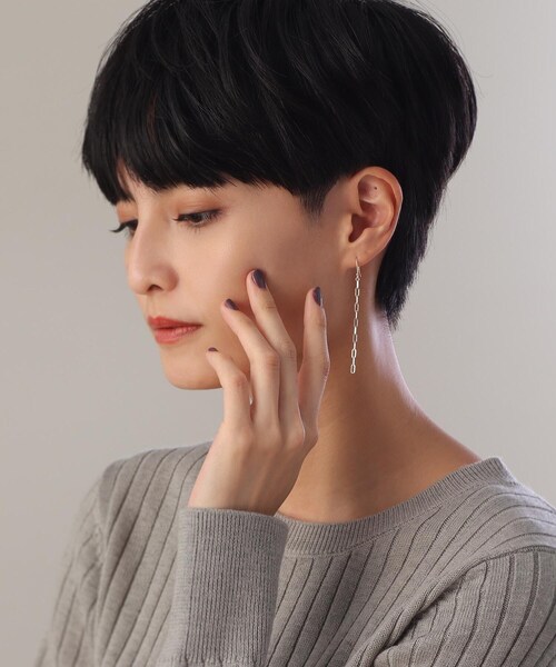 COCOSHNIK(ココシュニック)の「K10ケーブルチェーン フックピアス(ピアス(両耳用)・レディース・ホワイト系その他7・00)」の2枚目の写真